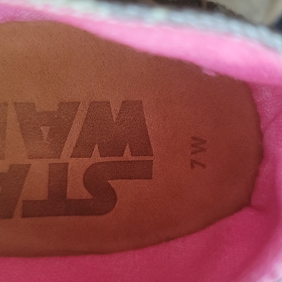 ☀️Ubuntu x Star Wars Afridrilles Mandalorian Shoes Grogu Baby Yoda Size 7 - Picture 7 of 8